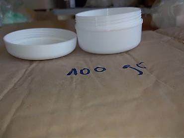 Plastične posudice za kozmetiku – tegle sa navojem - Zapremina: 100 g na lalafo.rs — 4 Plastične posudice za kozmetiku – tegle sa navojem - Zapremina: 100 g — 4