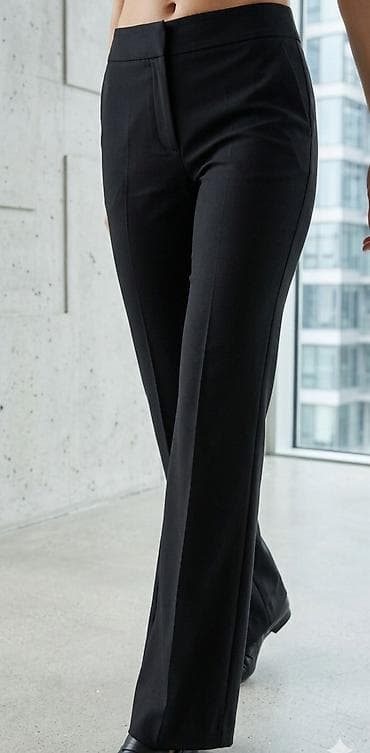 Elegantne crne ženske pantalone – klasičan kroj - Model: ravne na lalafo.rs Elegantne crne ženske pantalone – klasičan kroj - Model: ravne