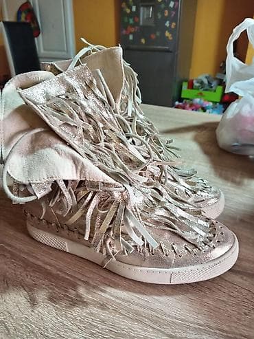 Lagane, skrivena pete, preudobne na lalafo.rs — 2 Lagane, skrivena pete, preudobne — 2