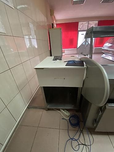 Zbog zatvaranja objekta prodaje se kompletan inventar mesare – spremno na lalafo.rs — 6 Zbog zatvaranja objekta prodaje se kompletan inventar mesare – spremno — 6