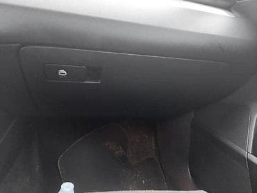 KASETA - FIOKA ZA VOLKSWAGEN PASSAT B6 | Kaseta za Passata B6 vise na lalafo.rs KASETA - FIOKA ZA VOLKSWAGEN PASSAT B6 | Kaseta za Passata B6 vise