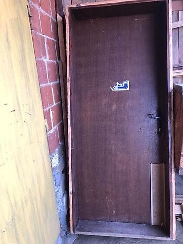 cepaci za drva: Unutrašnja drvena vrata sa štokom + mali protočni bojler Metalac na lalafo.rs — 1 cepaci za drva: Unutrašnja drvena vrata sa štokom + mali protočni bojler Metalac — 1