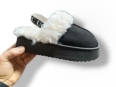 Uggs 36, color - Black at lalafo.rs — 2 Uggs 36, color - Black — 2