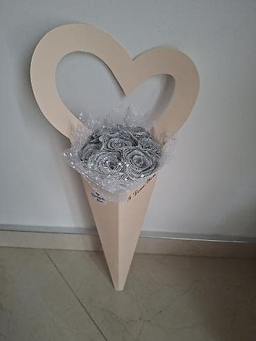 Antique Club Tables: Dekorativni aranžmani od veštačkih ruža – ručno rađeni - Ekskluzivni at lalafo.rs — 5 Antique Club Tables: Dekorativni aranžmani od veštačkih ruža – ručno rađeni - Ekskluzivni — 5