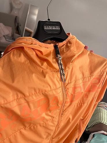 Napapijri jakna cirkular s veličina kao nova original je, obučena dva na lalafo.rs — 4 Napapijri jakna cirkular s veličina kao nova original je, obučena dva — 4