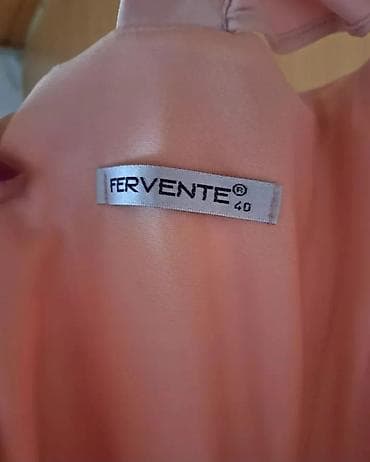 Haljina Fervente. Jednom nosena, velicina 40, broj korpi do 38. Prati na lalafo.rs — 5 Haljina Fervente. Jednom nosena, velicina 40, broj korpi do 38. Prati — 5