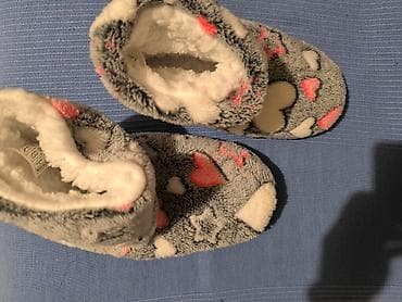 Plišane kućne papuče/čizme za decu - Model: mekane kućne čizmice do na lalafo.rs — 4 Plišane kućne papuče/čizme za decu - Model: mekane kućne čizmice do — 4