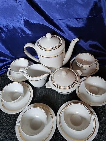 Knjige, audio i video formati: Servis za kafu Chodziez Poljska iz 80ih.god. Servis za 6 osoba, bez na lalafo.rs — 4 Knjige, audio i video formati: Servis za kafu Chodziez Poljska iz 80ih.god. Servis za 6 osoba, bez — 4