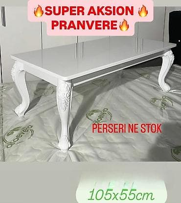 Elegantan beli klub sto sa klasičnim dekorativnim nogama. - na lalafo.rs Elegantan beli klub sto sa klasičnim dekorativnim nogama. -