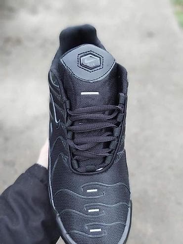 Crne Nike Tn patike, model koji se slaze bukvalno uz sve🥰 Vazdusni na lalafo.rs — 3 Crne Nike Tn patike, model koji se slaze bukvalno uz sve🥰 Vazdusni — 3