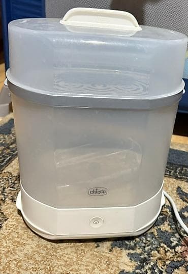 Sterilizator flašica marke Chicco, dizajniran za efikasnu at lalafo.rs Sterilizator flašica marke Chicco, dizajniran za efikasnu