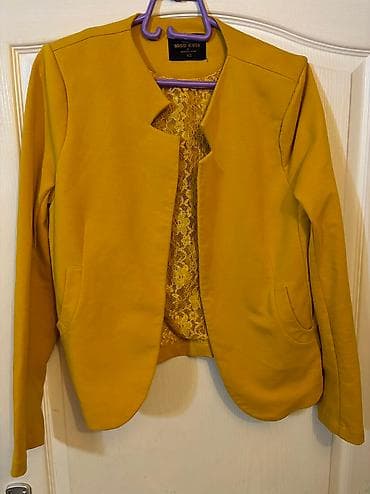 pantalone butiku ali: Sako vel 42, ali vise je za M/L. Oker boja sa čipkom na ledjima na lalafo.rs — 2 pantalone butiku ali: Sako vel 42, ali vise je za M/L. Oker boja sa čipkom na ledjima — 2