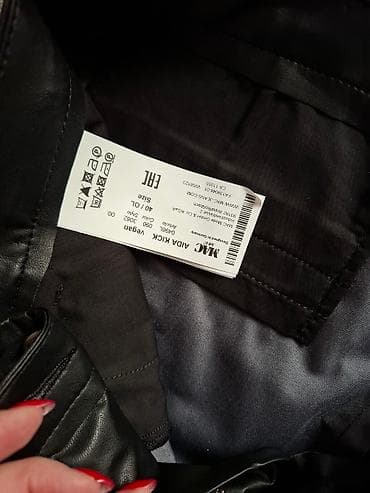 pantalone butiku ali: Ženske pantalone nove uvoz Nemačka
moze 40 i 42 na lalafo.rs — 3 pantalone butiku ali: Ženske pantalone nove uvoz Nemačka
moze 40 i 42 — 3