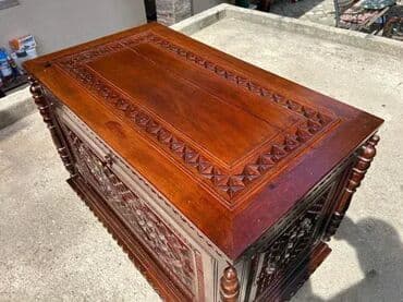 Antique Dressers: Stilski sanduk / komoda za posteljinu - MOGUĆ PREVOZ U dobrom stanju at lalafo.rs — 6 Antique Dressers: Stilski sanduk / komoda za posteljinu - MOGUĆ PREVOZ U dobrom stanju — 6