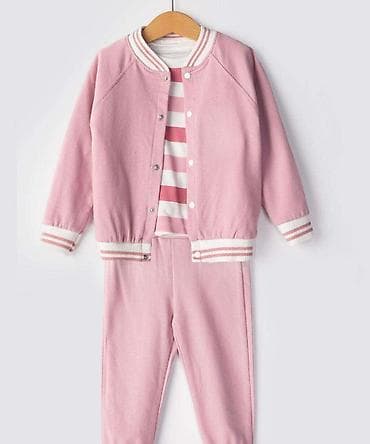 Trodeleni dečji set – jaknica, majica i pantalone - Boja na lalafo.rs Trodeleni dečji set – jaknica, majica i pantalone - Boja