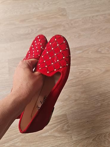 Women's Footwear: Nove . samo probane. pise 36. ali nisu. veci kalup i odgovaraju br at lalafo.rs — 4 Women's Footwear: Nove . samo probane. pise 36. ali nisu. veci kalup i odgovaraju br — 4