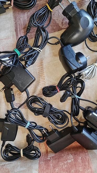 Punjac za stare models telefona, Nokia, Erikson, son I Erikson na lalafo.rs — 10 Punjac za stare models telefona, Nokia, Erikson, son I Erikson — 10