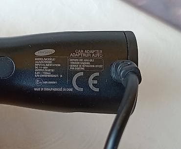 Auto punjač Samsung 5V 700mA micro USB. Potpuno ispravan i dobro na lalafo.rs — 4 Auto punjač Samsung 5V 700mA micro USB. Potpuno ispravan i dobro — 4