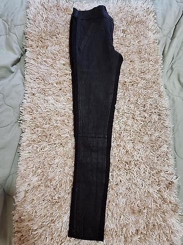 cista koza broj: Ženske crne uske pantalone Dolce Gabbana sa kožnim efektom. - na lalafo.rs — 2 cista koza broj: Ženske crne uske pantalone Dolce Gabbana sa kožnim efektom. - — 2