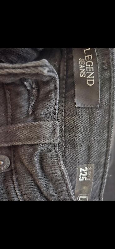 Zenske farmerke LEGEND crne boje, velicina 27. Imaju slic na donjem na lalafo.rs — 4 Zenske farmerke LEGEND crne boje, velicina 27. Imaju slic na donjem — 4