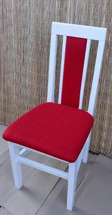 Trpezarijska stolica od punog drveta 🪑 Kombinacija elegancije na lalafo.rs Trpezarijska stolica od punog drveta 🪑 Kombinacija elegancije