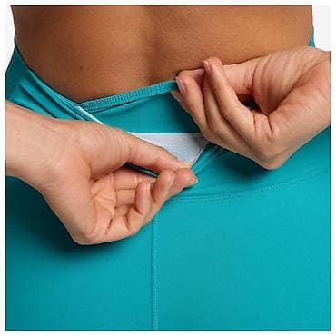 pantalone butiku ali: NIKE One High-Waisted 8'' Biker Shorts vel. M NOVO
FZ na lalafo.rs — 5 pantalone butiku ali: NIKE One High-Waisted 8'' Biker Shorts vel. M NOVO
FZ — 5