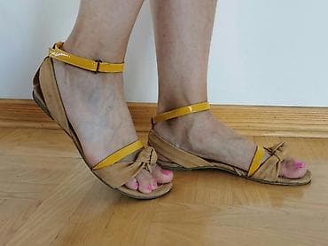 Beso de Loco kožne žute sandale, veličina 39. Očuvane na lalafo.rs — 2 Beso de Loco kožne žute sandale, veličina 39. Očuvane — 2