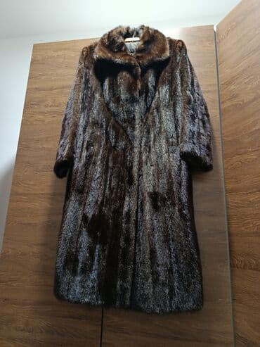 Raskosna bunda od nerca 40 na lalafo.rs Raskosna bunda od nerca 40