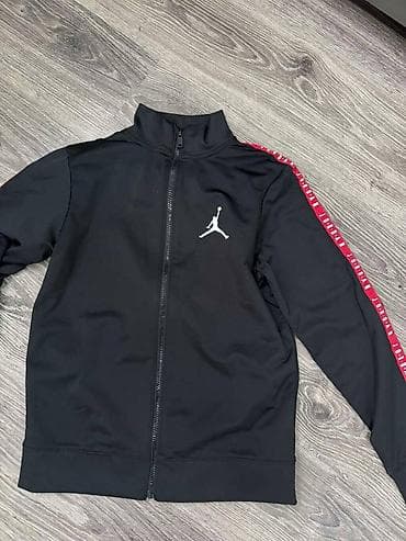 JORDAN duks za dečaka za uzrast 12-13 godina na lalafo.rs — 1 JORDAN duks za dečaka za uzrast 12-13 godina — 1