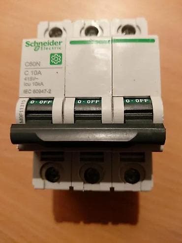 SCHNEIDER osigurač C60N C10A 3P. SCHNEIDER osigurač C60N C10A 3P na lalafo.rs SCHNEIDER osigurač C60N C10A 3P. SCHNEIDER osigurač C60N C10A 3P