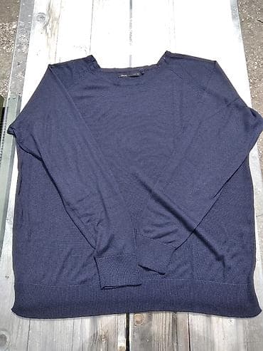 Teget tanka bluza – veličina M - Lagani, tanki pleteni materijal na lalafo.rs Teget tanka bluza – veličina M - Lagani, tanki pleteni materijal