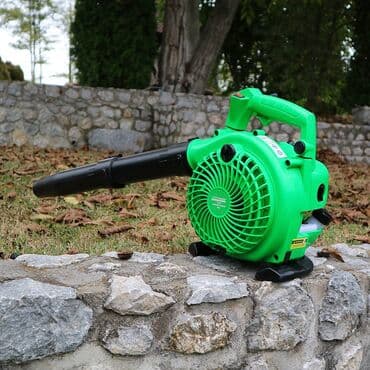 GARDEN MASTER Motorni duvač lišća BL260 Opis Veoma snažan protok na lalafo.rs — 5 GARDEN MASTER Motorni duvač lišća BL260 Opis Veoma snažan protok — 5