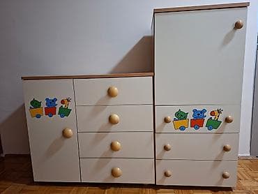 Dečija komoda sa fiokama i ormarićima - Dvodelna komoda u stepenastom na lalafo.rs — 3 Dečija komoda sa fiokama i ormarićima - Dvodelna komoda u stepenastom — 3