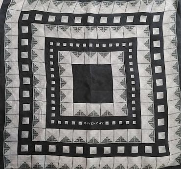 Universal, color - Black at lalafo.rs — 1 Universal, color - Black — 1