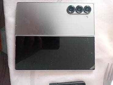 Samsung Galaxy Z Fold 6. Telefon u odlicnom at lalafo.rs — 2 Samsung Galaxy Z Fold 6. Telefon u odlicnom — 2