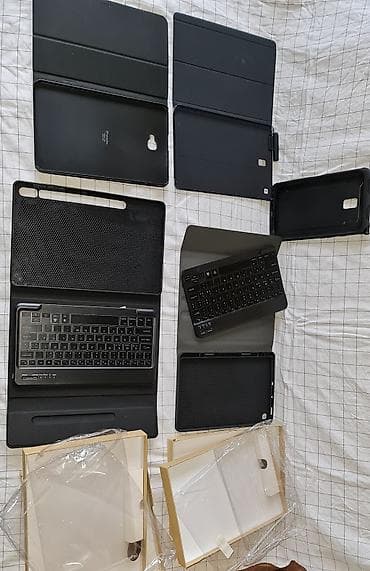 Set futrola sa Bluetooth tastaturama za tablet - Više kompleta na lalafo.rs — 6 Set futrola sa Bluetooth tastaturama za tablet - Više kompleta — 6