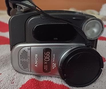 Sony Handycam Digital8 kamkorder – model DCR-TRV270E (PAL) - Digital8 na lalafo.rs — 3 Sony Handycam Digital8 kamkorder – model DCR-TRV270E (PAL) - Digital8 — 3