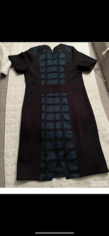 Elegantna ženska haljina Benetton (Italija),velicina 44 - Model na lalafo.rs — 2 Elegantna ženska haljina Benetton (Italija),velicina 44 - Model — 2