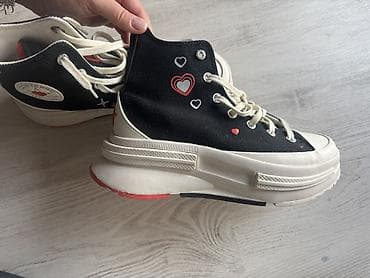 Converse Chuck Taylor All Star – specijalna edicija sa srcima - na lalafo.rs — 2 Converse Chuck Taylor All Star – specijalna edicija sa srcima - — 2