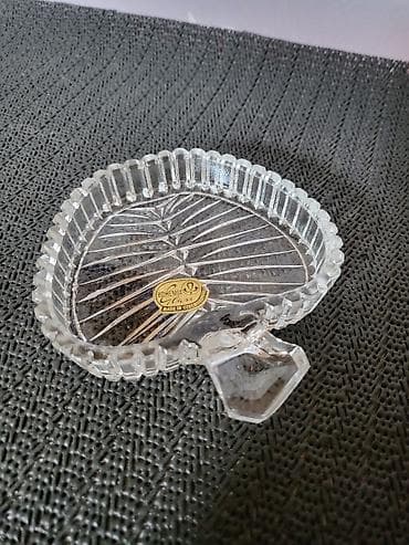 Other Home Decor: Pepeljara nova kristal Bohemija 70te. Sve na pepeljari odsjaj od at lalafo.rs — 8 Other Home Decor: Pepeljara nova kristal Bohemija 70te. Sve na pepeljari odsjaj od — 8