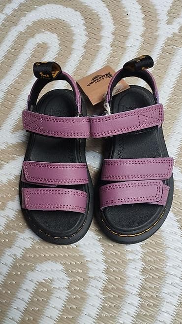 Kožne sandale Dr Martens sa debelim đonom broj 26 kupljene u USA,nikad na lalafo.rs — 8 Kožne sandale Dr Martens sa debelim đonom broj 26 kupljene u USA,nikad — 8