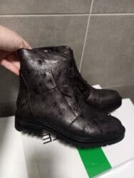 Čizme, Opposite, 39 na lalafo.rs Čizme, Opposite, 39