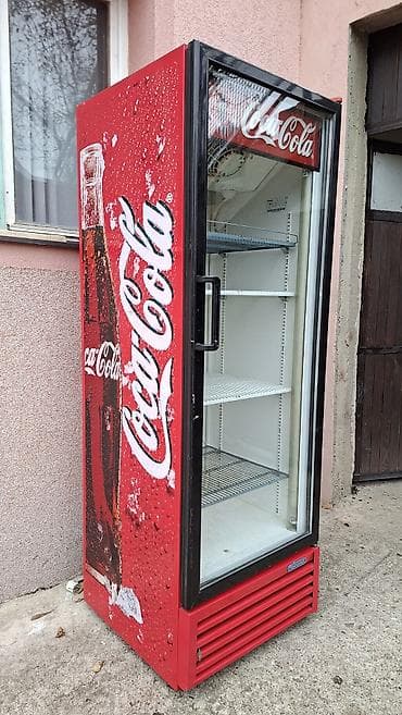 Komercijalni rashladni frižider sa staklenim vratima – Coca‑Cola na lalafo.rs — 1 Komercijalni rashladni frižider sa staklenim vratima – Coca‑Cola — 1