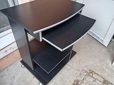 Kancelarijski stolovi: Kompaktan računar/TV sto sa točkićima - Materijal: iverica/medijapan na lalafo.rs — 1 Kancelarijski stolovi: Kompaktan računar/TV sto sa točkićima - Materijal: iverica/medijapan — 1