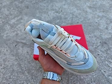 Nike patike – model sa Air jastucima - Silueta sa naglašenim đonom i na lalafo.rs — 3 Nike patike – model sa Air jastucima - Silueta sa naglašenim đonom i — 3