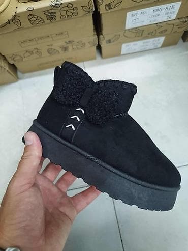 #Gleznjace za devojcice
Vel. 25 do 36 🥰😊
V030 at lalafo.rs — 2 #Gleznjace za devojcice
Vel. 25 do 36 🥰😊
V030 — 2