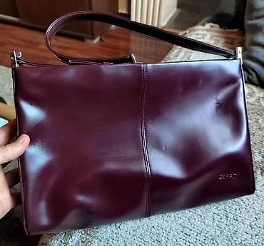 Esprit torbica jako lepa i moderna 30x22cm pogledajte i ostale moje at lalafo.rs Esprit torbica jako lepa i moderna 30x22cm pogledajte i ostale moje