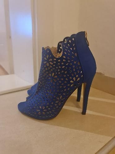 Sandale nove. jednom nosene. br. 36. gaziste. 22cm na lalafo.rs — 1 Sandale nove. jednom nosene. br. 36. gaziste. 22cm — 1