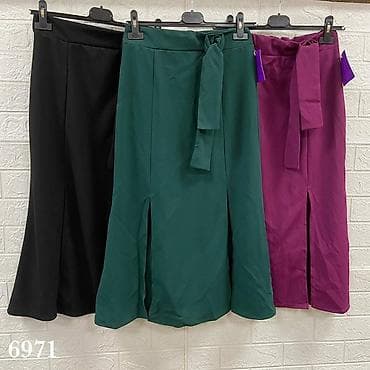 ✨Elegantna midi suknja sa kaišem i dekorativnom mašnom✨
2200 din na lalafo.rs — 4 ✨Elegantna midi suknja sa kaišem i dekorativnom mašnom✨
2200 din — 4