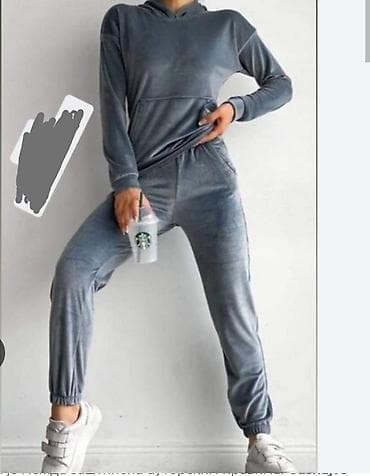 Plišana premekana trenerka vel s m l jednom nošena bukvalno nova vel na lalafo.rs — 1 Plišana premekana trenerka vel s m l jednom nošena bukvalno nova vel — 1